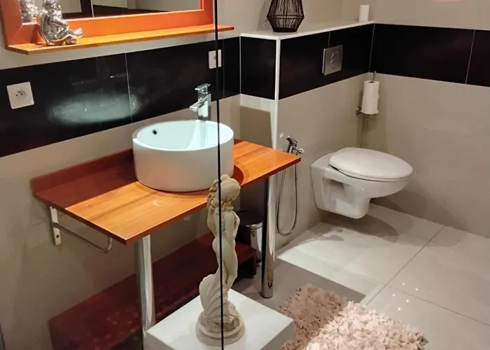 Alice Saint-Pair-sur-Mer